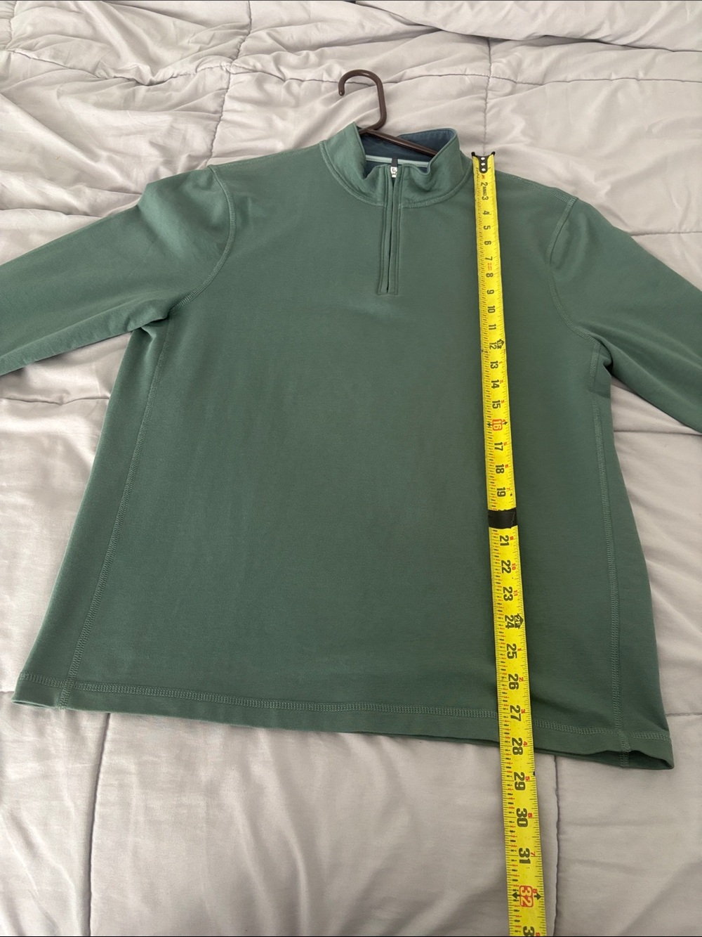 J. Crew Factory Men's Half-Zip Pullover in Sage Green